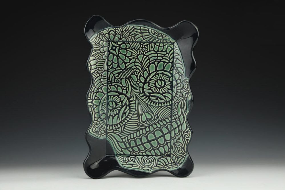 Skull Impression Jade/Black Deep Dish Platter