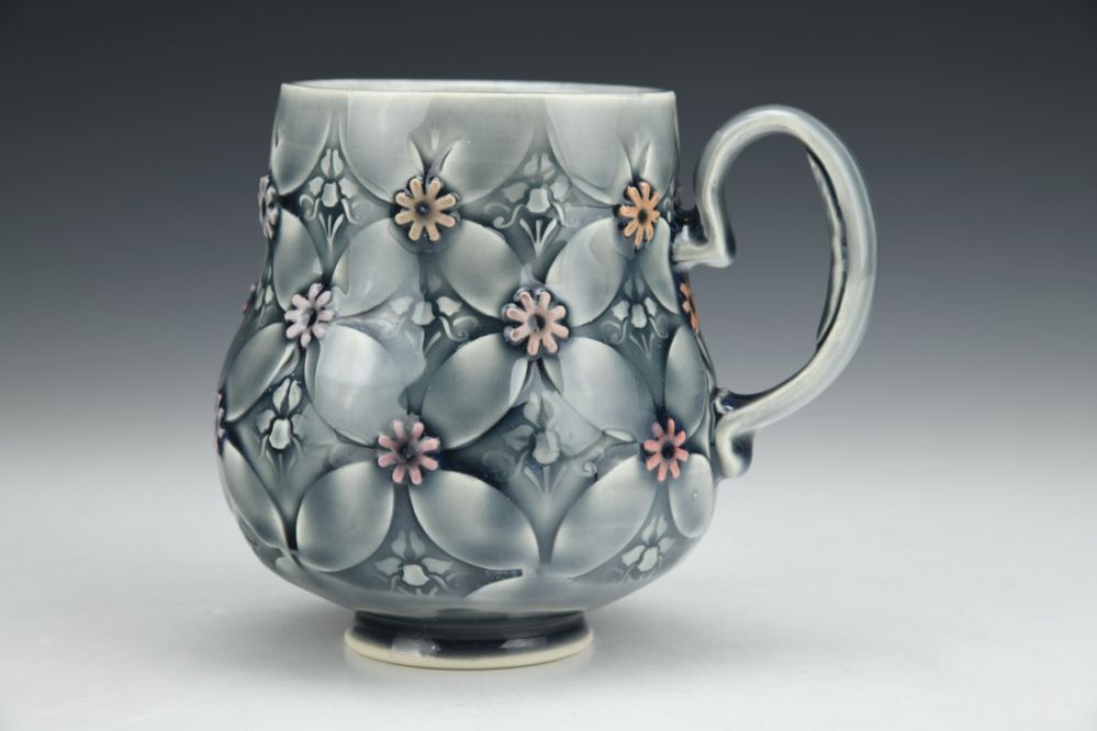 Black Daisy Cup - Pink to Purple Gradient