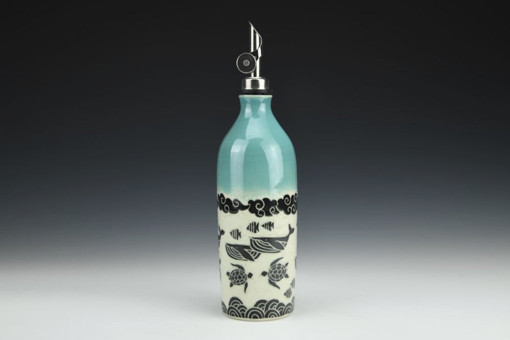 Whale/Turtle Cruet