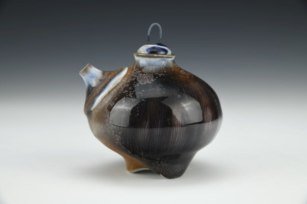 Pouring Pot