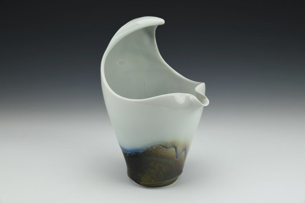 Wave Pitcher