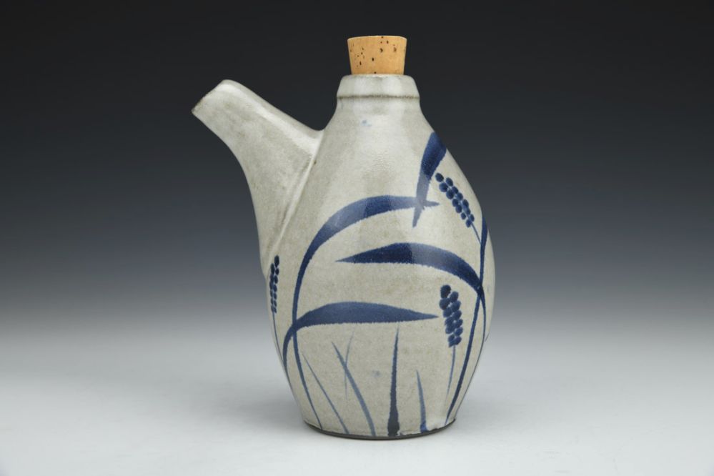 Sauce Bottle with Grass Brushworks