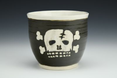 Two-View Jolly Roger Sipper