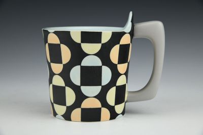 Geometric Flower Pattern Mug II 