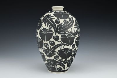 Black Flower Vase