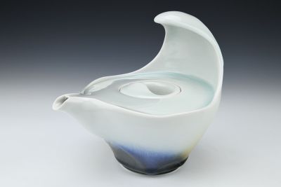Wave Teapot with Diffuser
