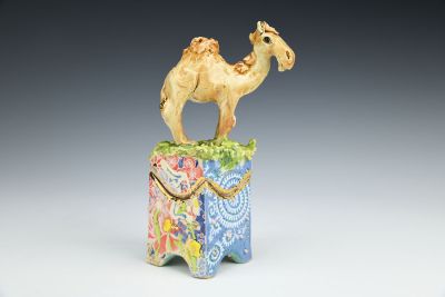Tiny Camel Box